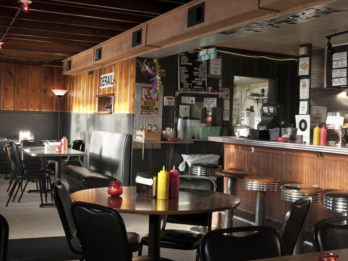 Best Nashville Late Night Restaurant – Dino’s